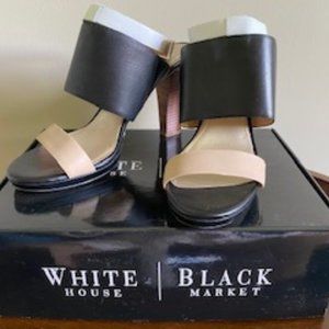 WHITE HOUSE BLACK MARKET  Viola Colorblock Heel
